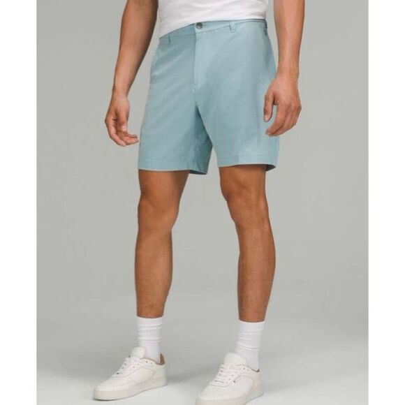 Lululemon Commission Classic-Fit Short - Picture 1 of 10